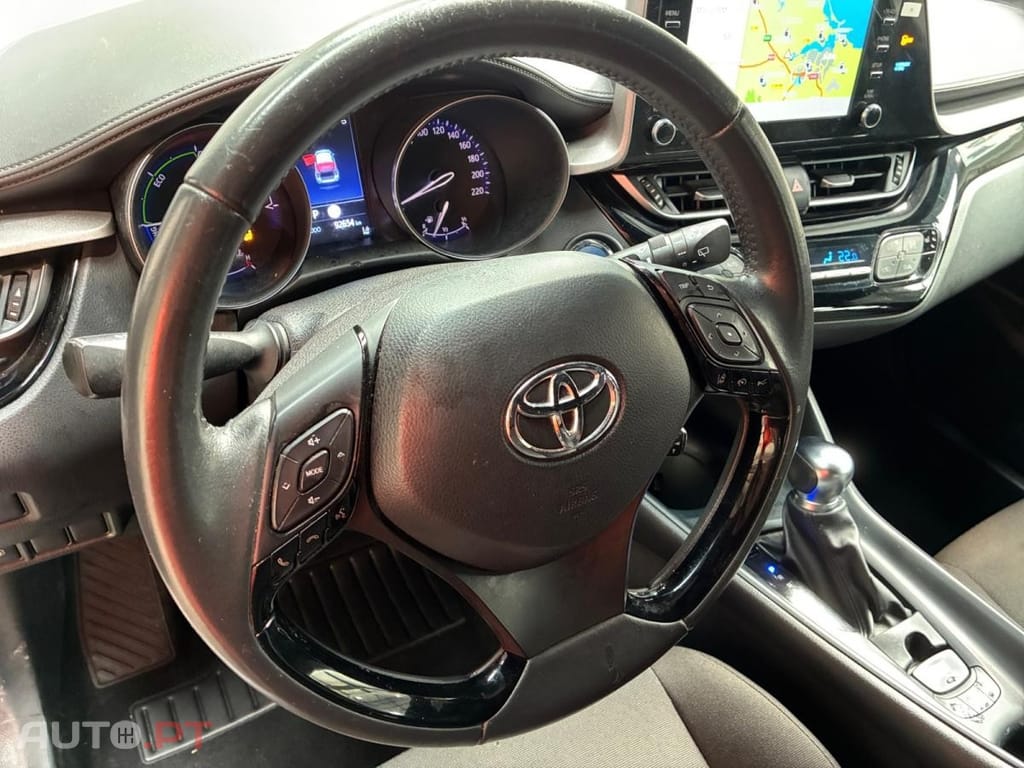 Toyota C-HR 1.8 Hybrid Dynamic Business