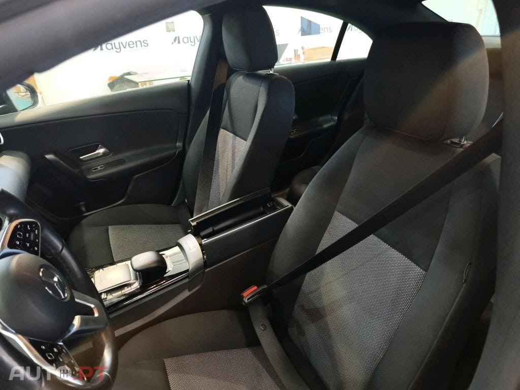 Mercedes-Benz CLA 180 d Style Plus Aut.