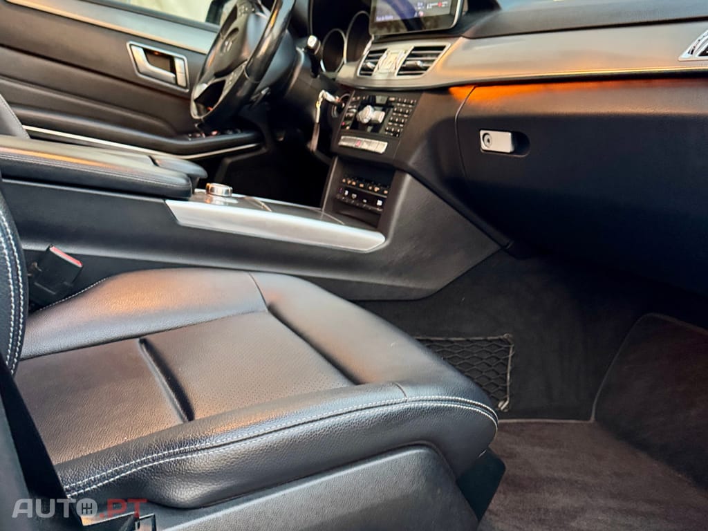 Mercedes-Benz E 300 BlueTEC Hybrid Avantgarde