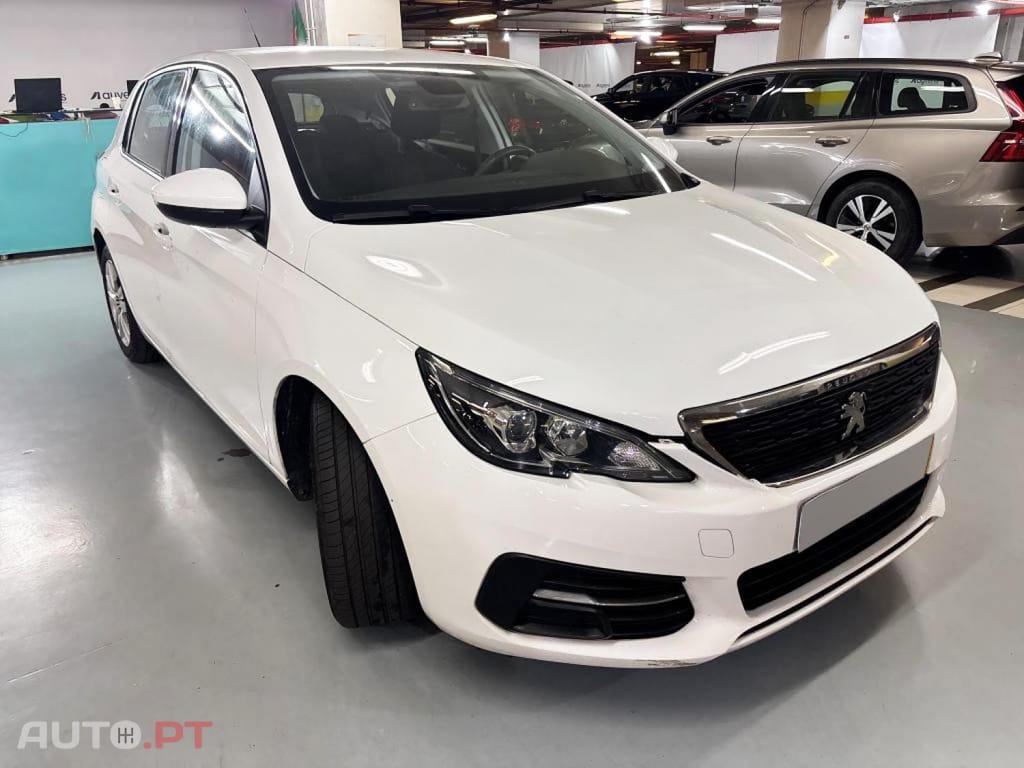 Peugeot 308 1.5 BlueHDi Business Line