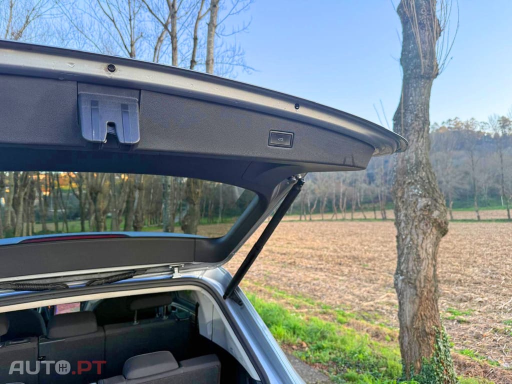 Volkswagen Tiguan Allspace 2.0 TDI Confortline DSG