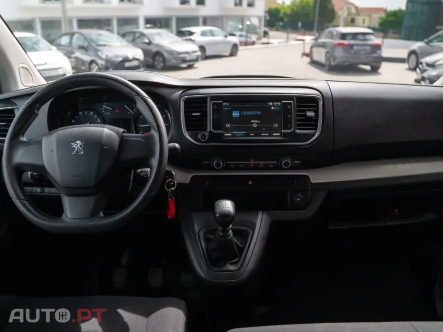 Peugeot Traveller 1.5 BlueHDi L2H1 Active Standard