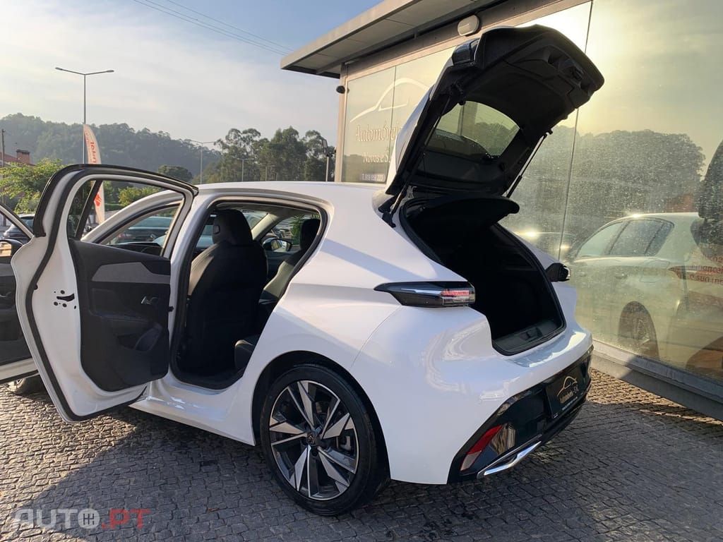 Peugeot 308 1.5 BlueHDi Allure EAT8