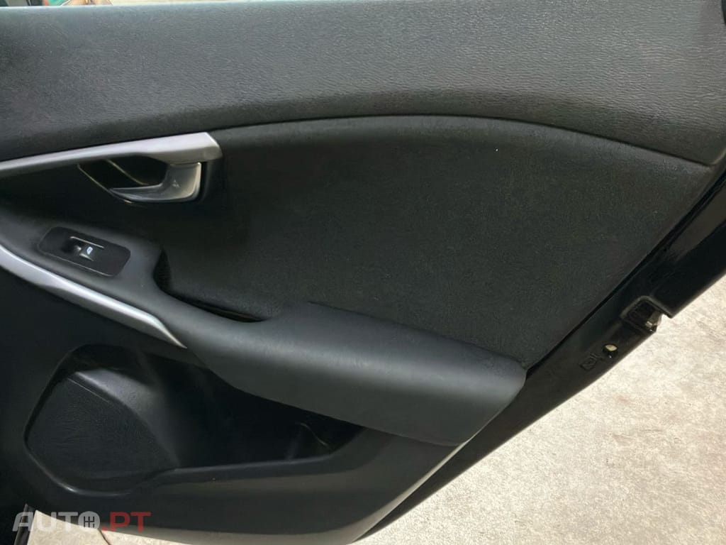 Volvo V40 2.0 D2 Kinetic