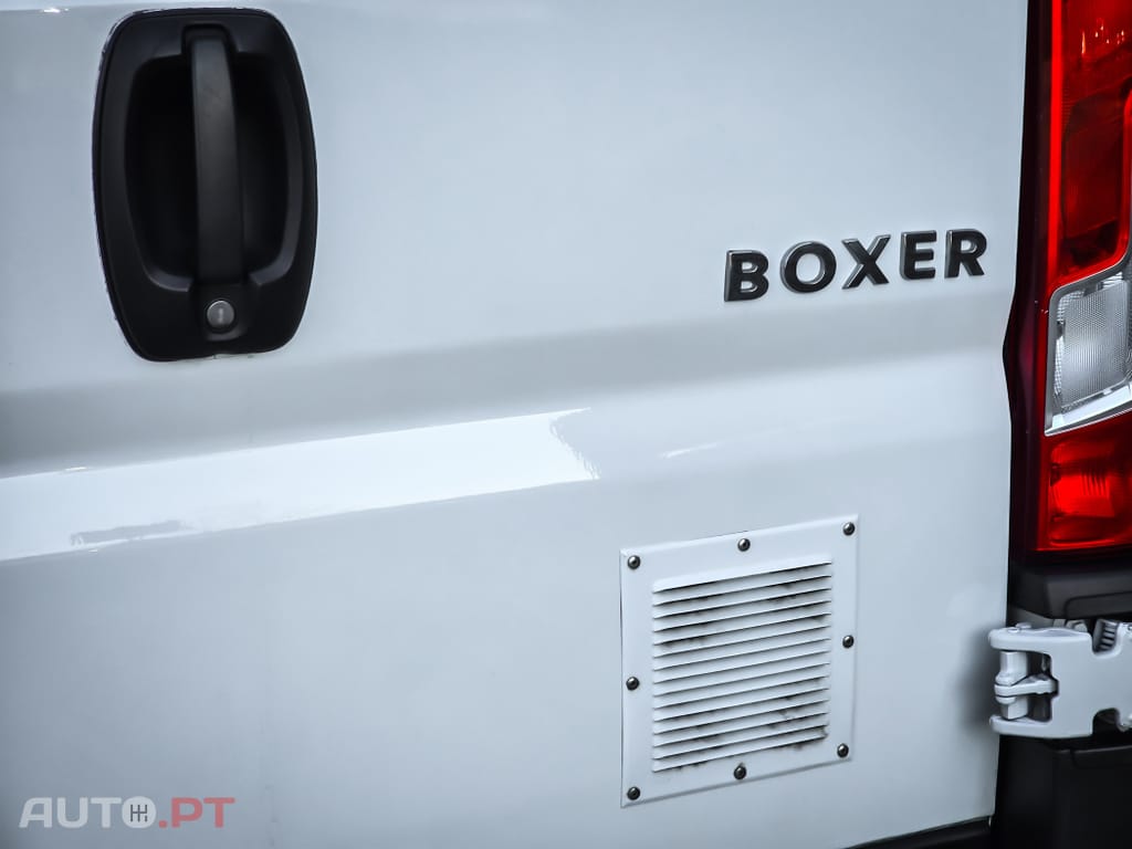 Peugeot Boxer 2.0 BlueHDi 333 L3H2 Pro