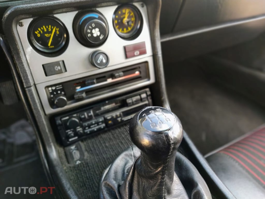 Porsche 944 Targa