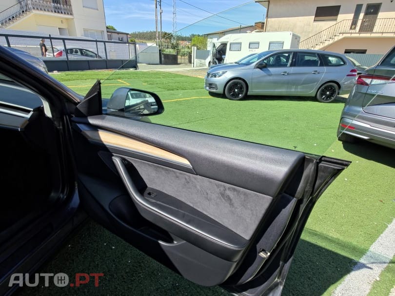 Tesla Model 3 Long Range Tração Integral