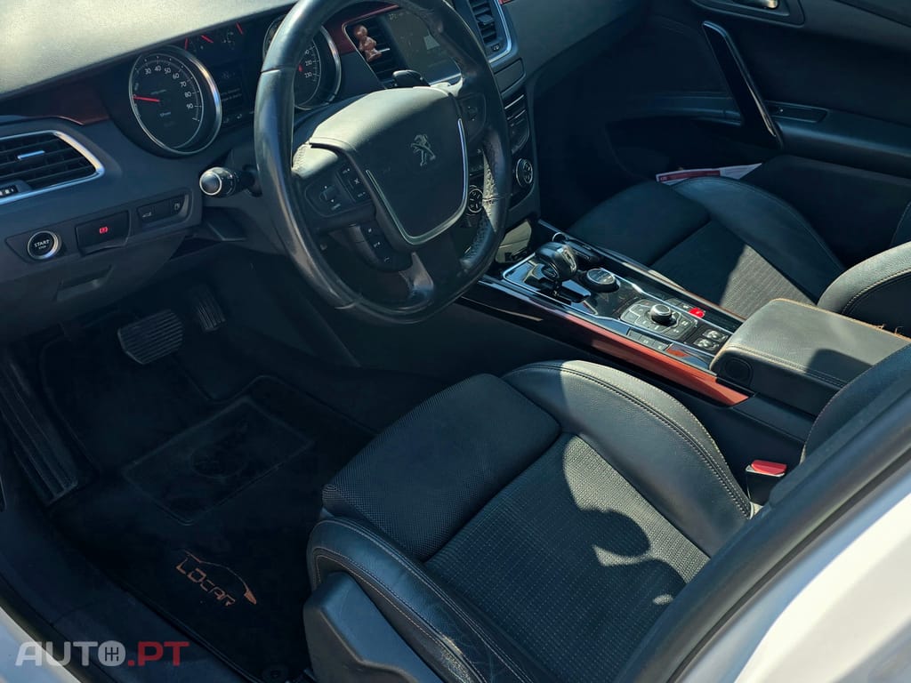Peugeot 508 RXH 2.0 HDi Hybrid4 2-Tronic