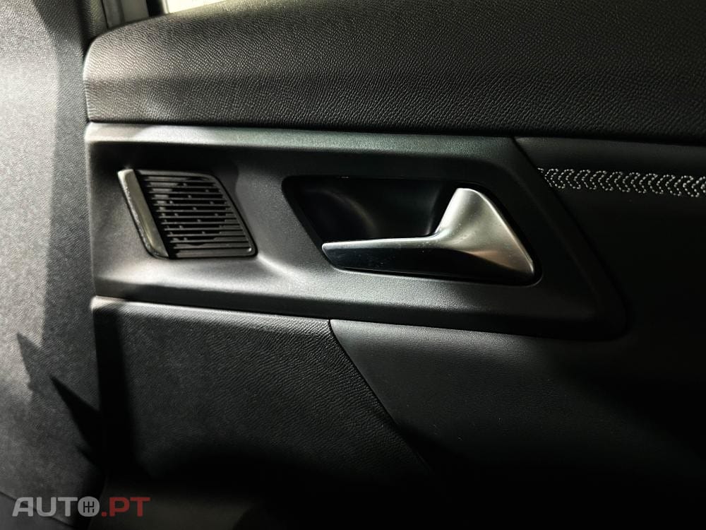 Citroen C5 X 1.6 Hybrid Feel Pack e-EAT8