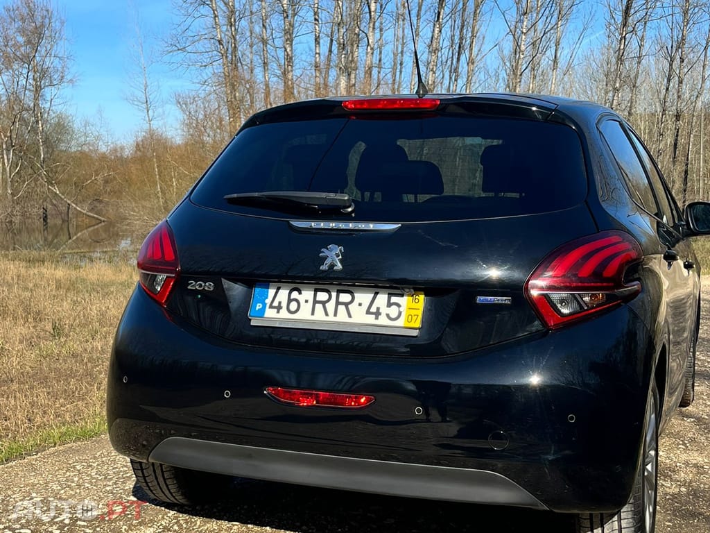 Peugeot 208 1.2 PureTech