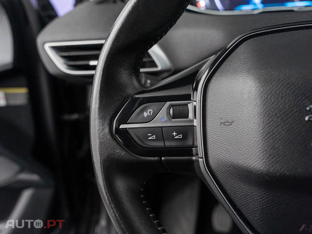 Peugeot 3008 1.2 PureTech Active Pack