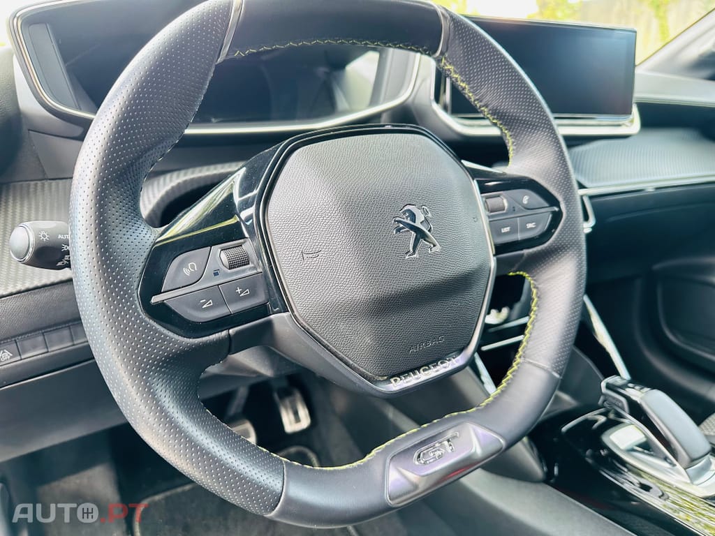 Peugeot 208 GT