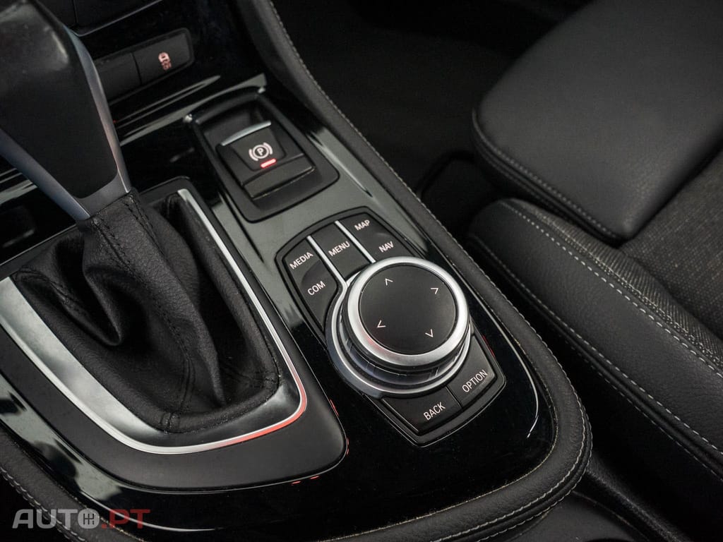 BMW 225 Line Sport