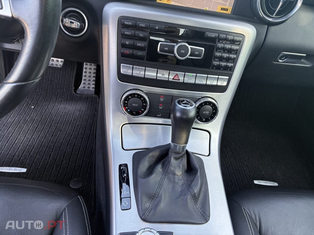 Mercedes-Benz SLK 200 BlueEFFICIENCY 7G-TRONIC Edition 1