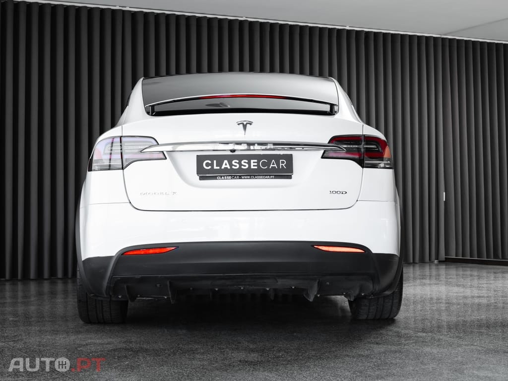Tesla Model X 100D