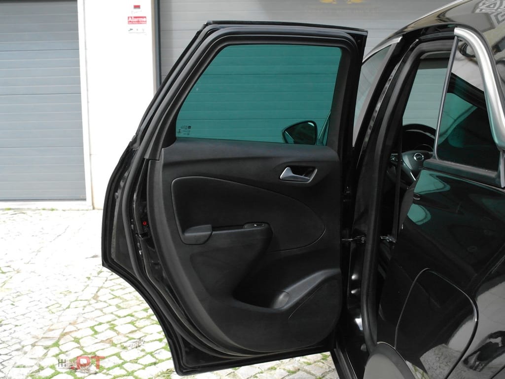 Opel Crossland 1.2 T Edition