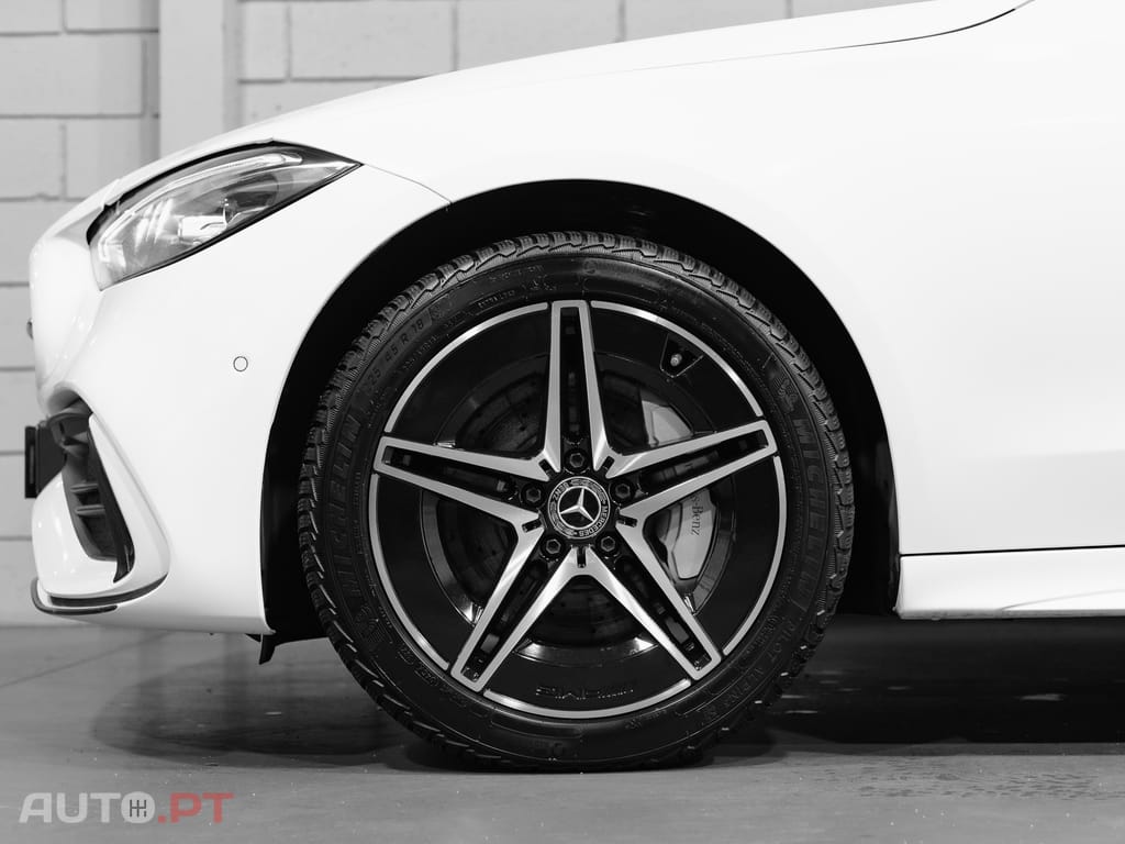 Mercedes-Benz C 300 e AMG Line