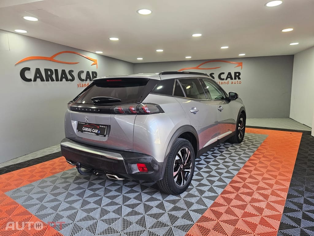 Peugeot 2008 1.2 PureTech Allure