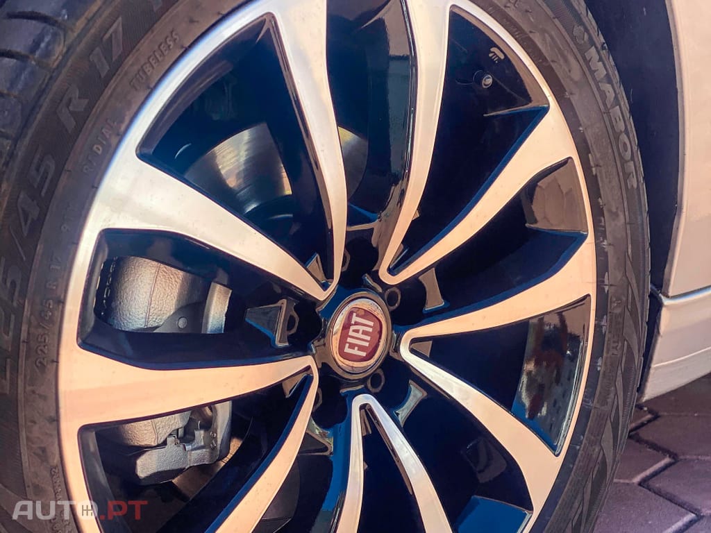 Fiat Tipo 1.3 M-Jet Lounge J17