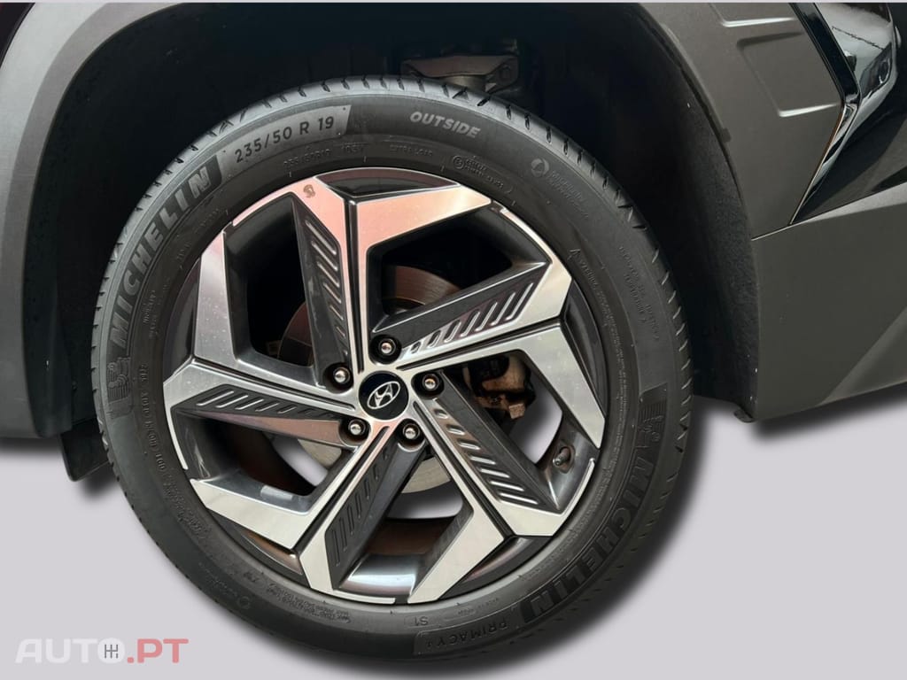 Hyundai Tucson  1.6 T-GDI HEV Premium