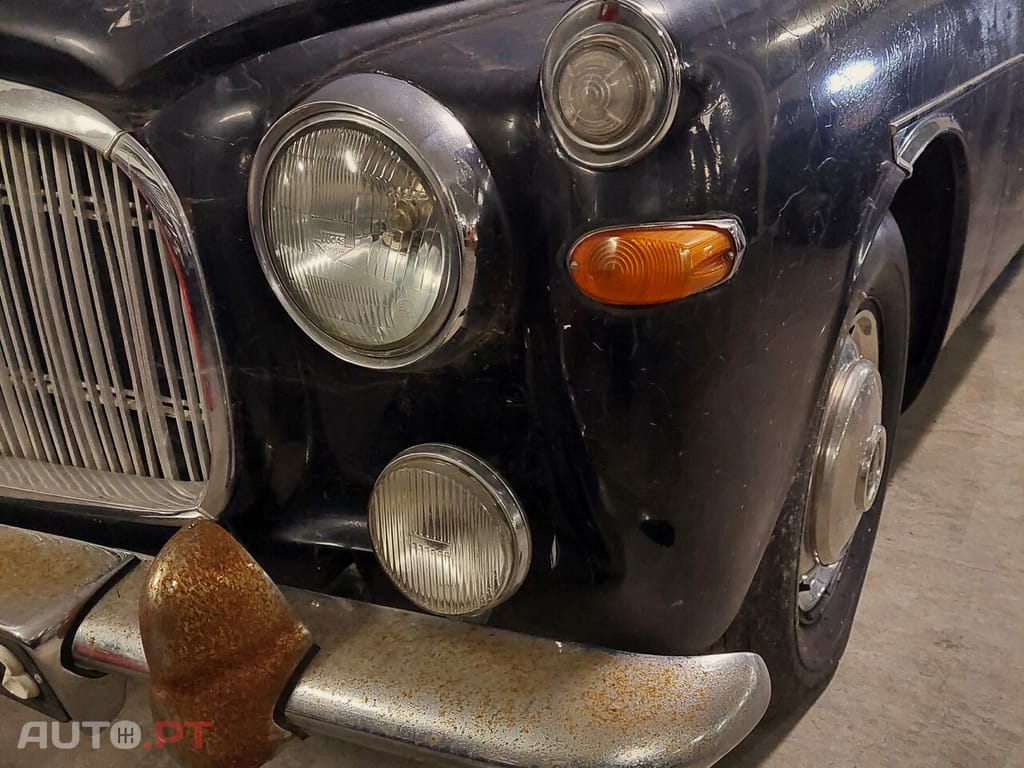 Rover 800 P5 3.0 Litre