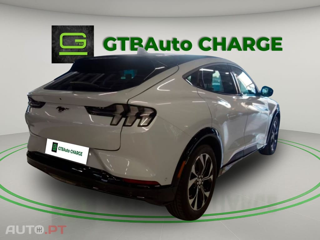 Ford Mustang Mach-E 76 kWh I.V.A DEDUTÍVEL