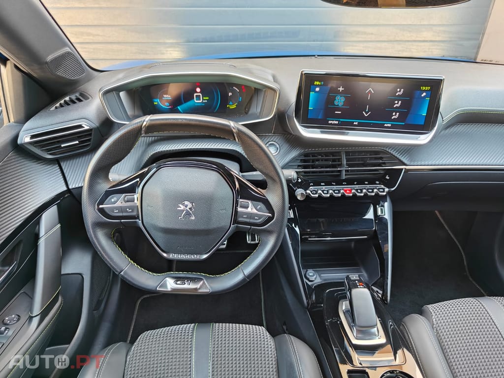 Peugeot E-208 GT Line