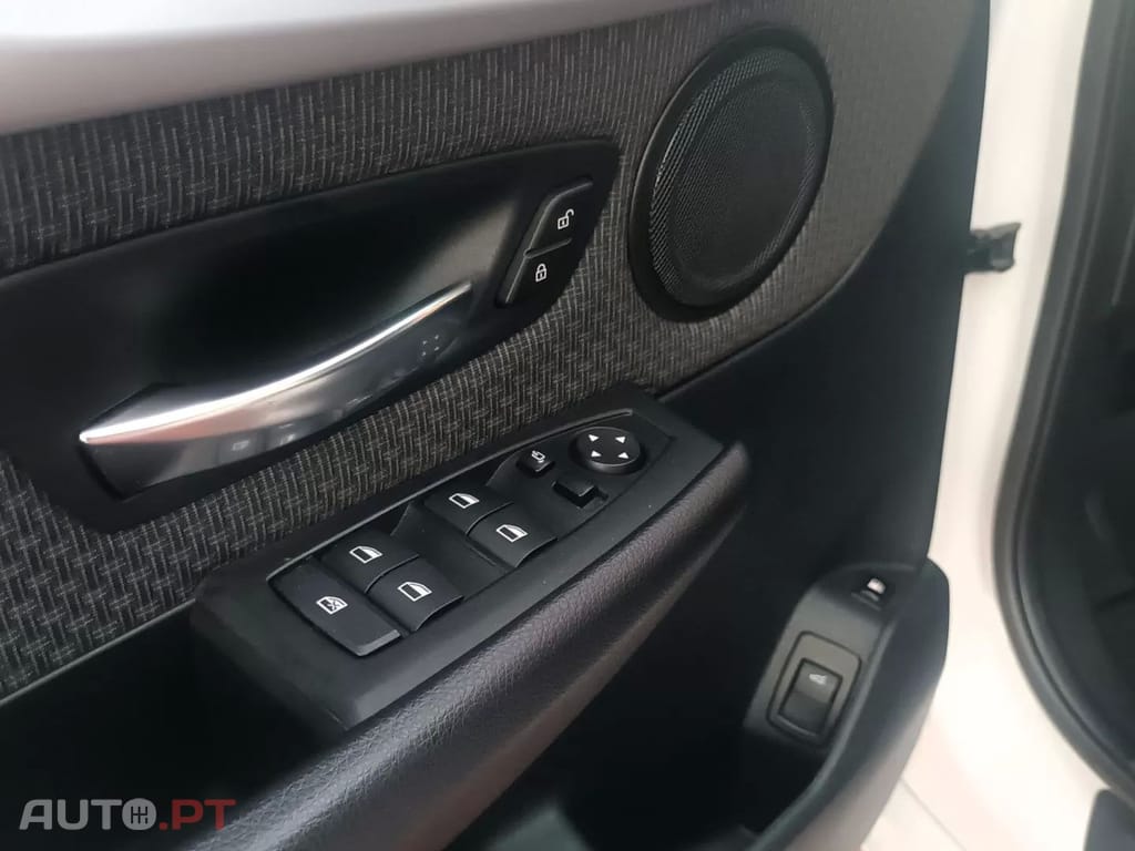 BMW 225 Line Sport