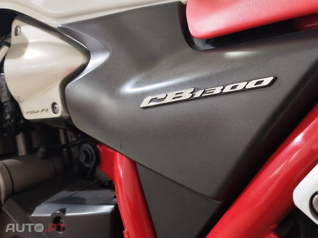 Honda CB CB1300SA BoruDoru (Super Four Bol D`Or Special)