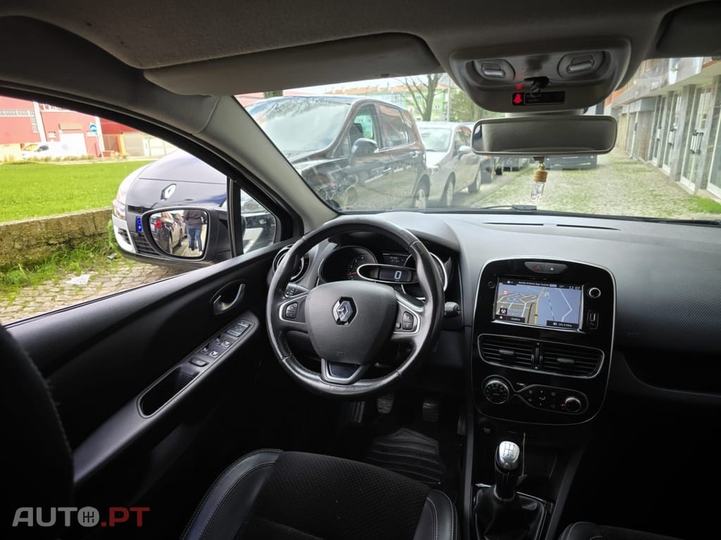 Renault Clio Sport Tourer 1.5 dCi Limited