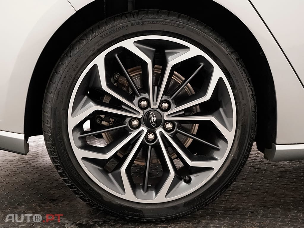 Ford Focus Focus 1.0 EcoBoost MHEV ST-Line X