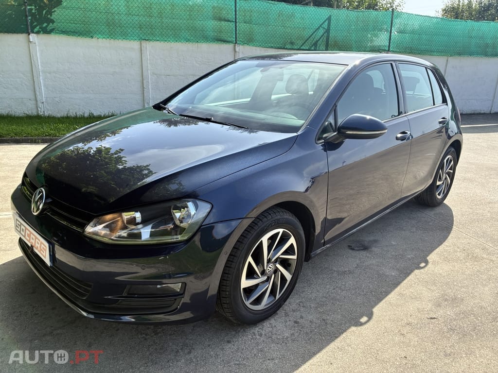 Volkswagen Golf 1.6 TDI 4Motion BlueMotion Comfortline — fotografia 11