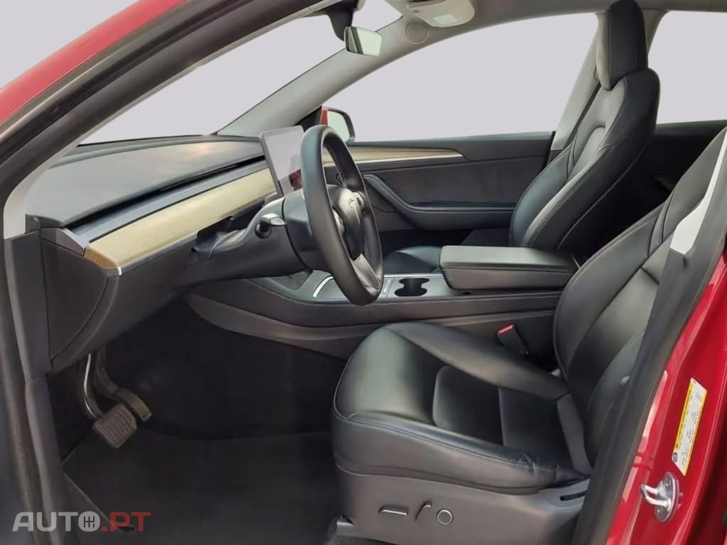 Tesla Model Y Long Range AWD 92% I.V.A DEDUTIVEL