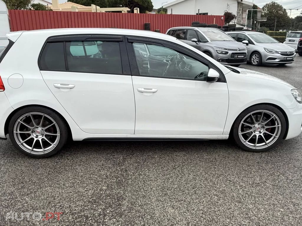Volkswagen Golf 2.0 GTI DSG