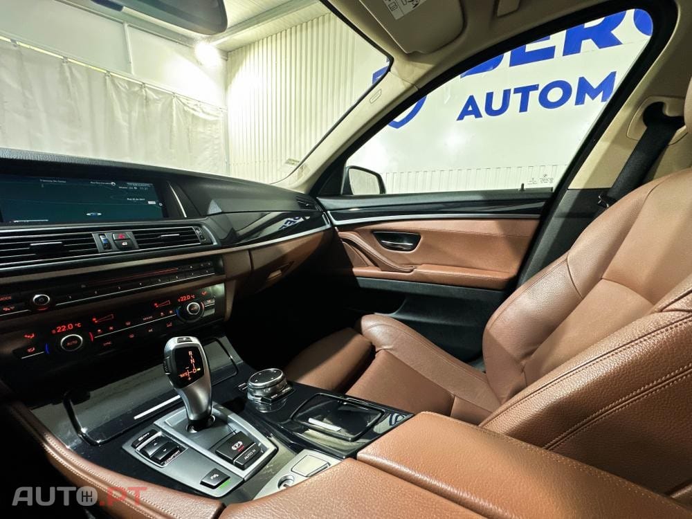 BMW 520 d Pack Desportivo M Auto
