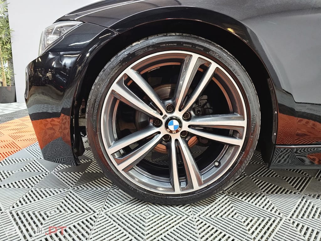 BMW 318 d Touring Auto Pack M