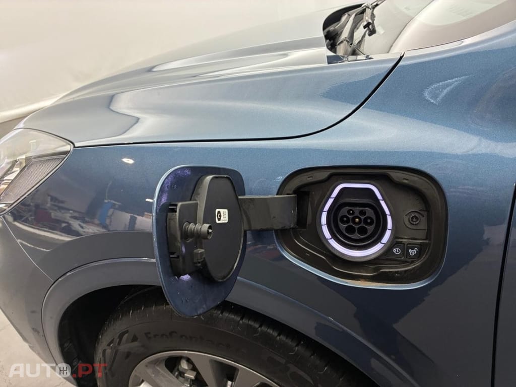 Ford Kuga 2.5 Powershift PHEV ST-Line X