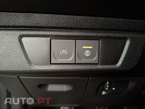 Dacia Jogger ECO-G 100 Bi-Fuel Extreme+ 7 lugares
