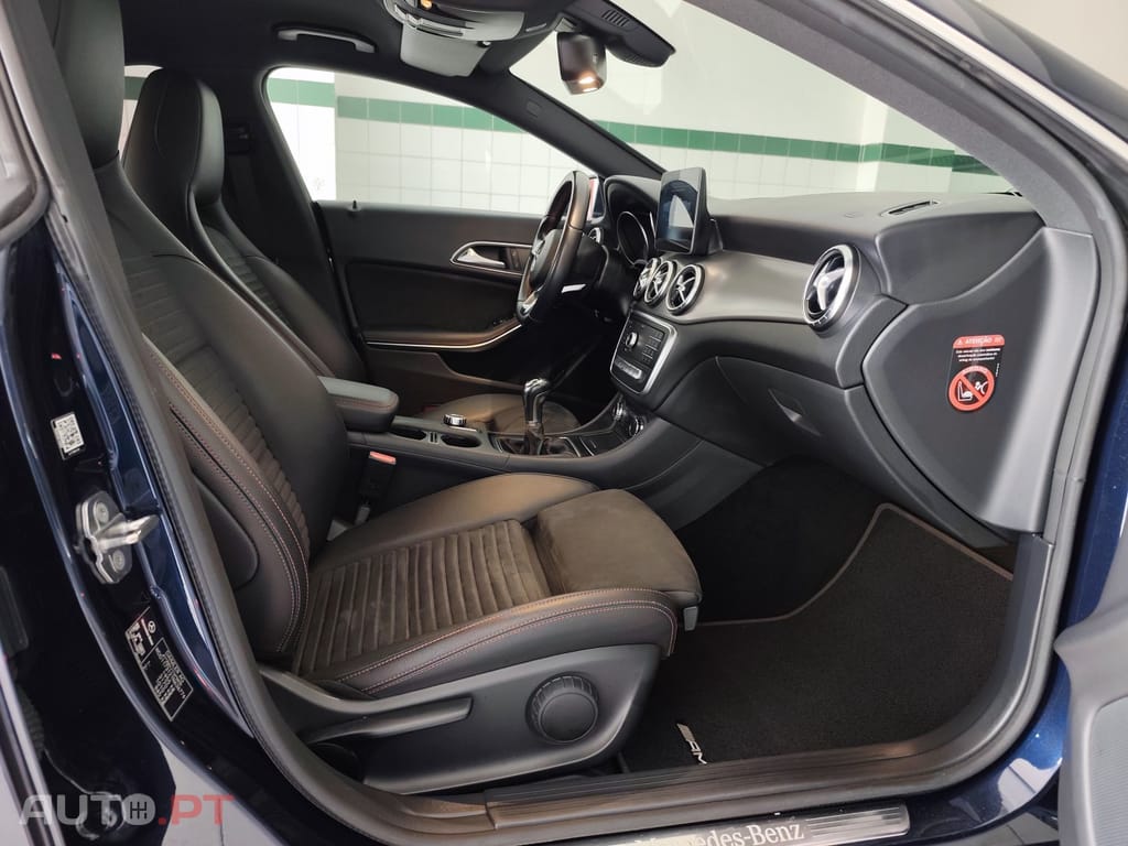 Mercedes-Benz CLA 180 d AMG Line