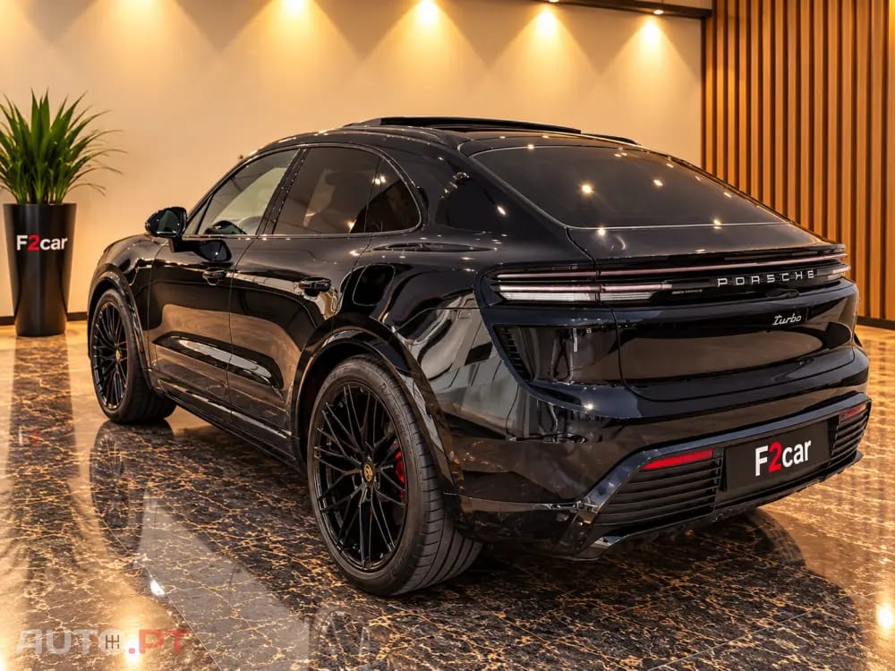 Porsche Macan Electric Turbo