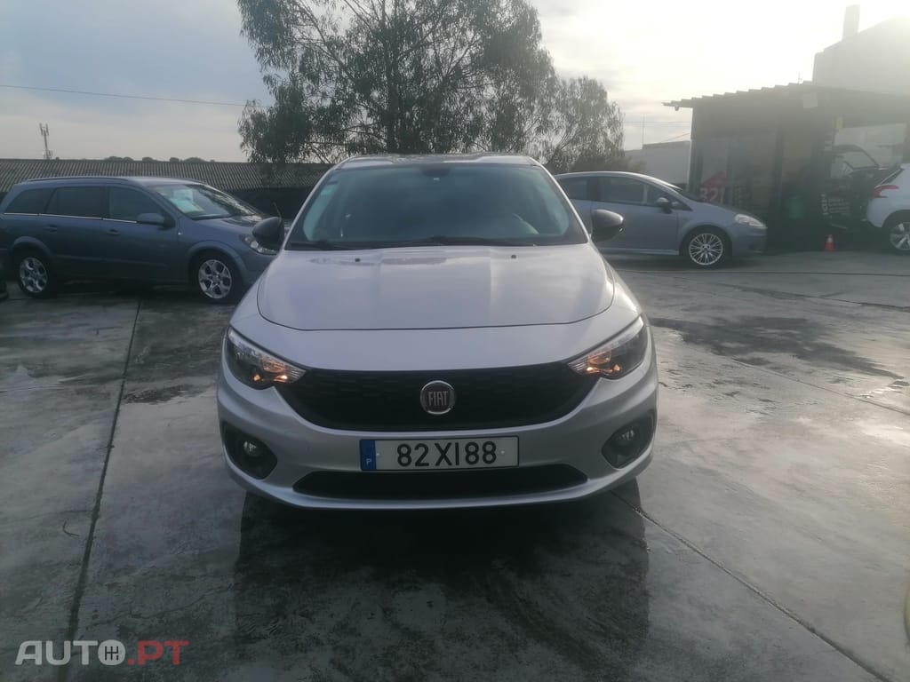 Fiat Tipo 1.3 M-Jet Pop
