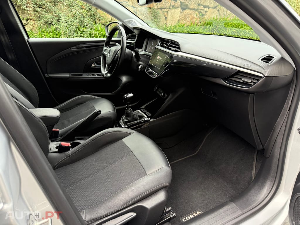 Opel Corsa 1.2 T Elegance
