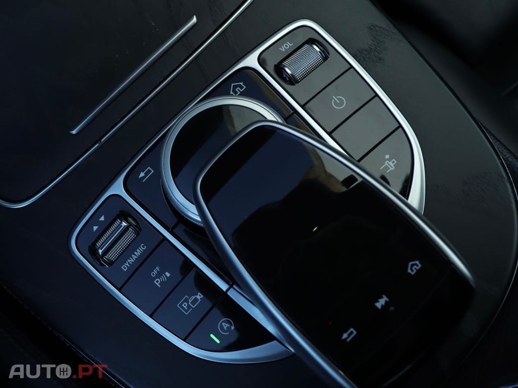 Mercedes-Benz E 300 d AMG Line