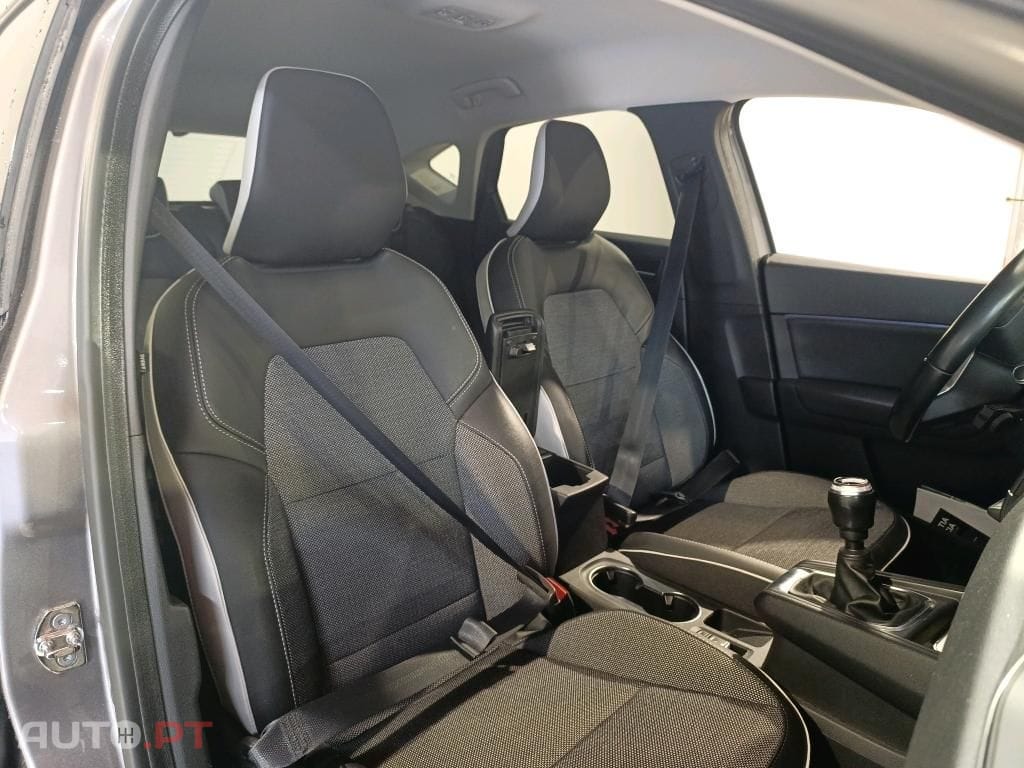 Renault Captur 1.0 TCe Intens