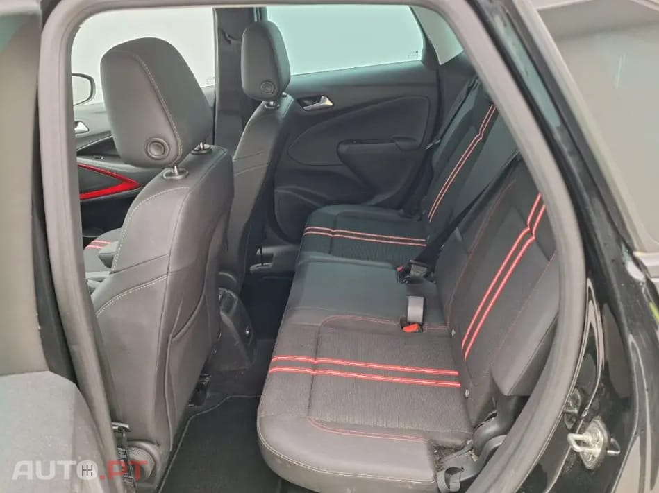 Opel Crossland 1.2 GS Line