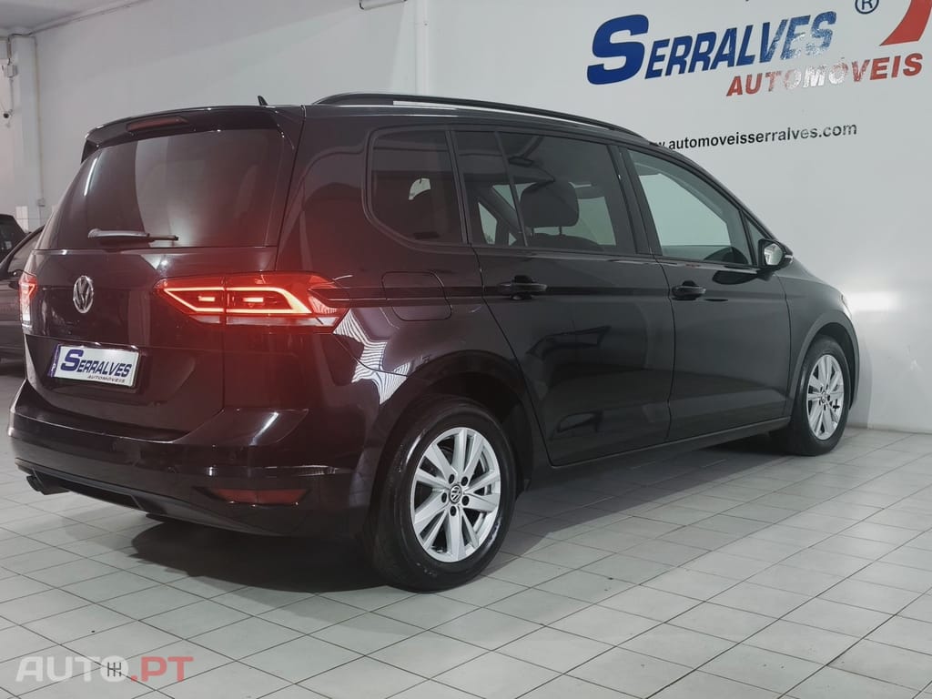 Volkswagen Touran 2.0 TDI Confortline DSG