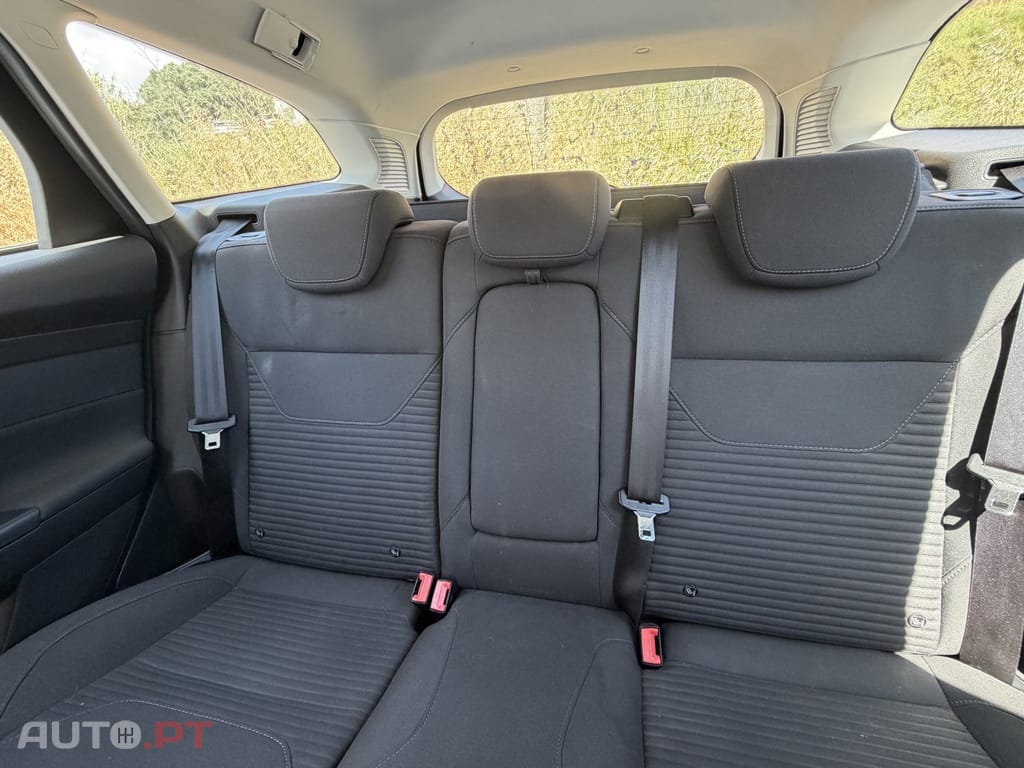 Ford Focus 1.0 EcoBoost S&S TITANIUM