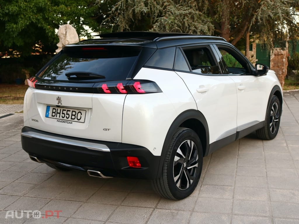 Peugeot 2008 1.2 PureTech GT Line EAT8