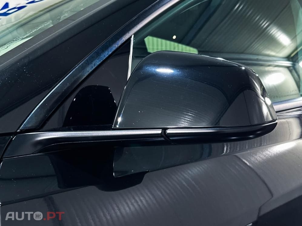 Tesla Model Y Long Range Dual Motor AWD