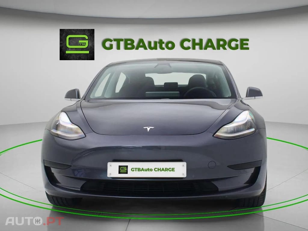 Tesla Model 3  Standard RWD Plus  AUTOPILOT